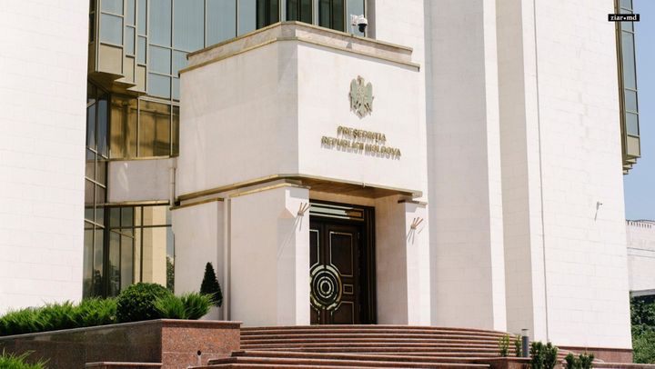 Votat în prima lectură: Centrul responsabil de contracararea dezinformării va trece în subordinea președintelui
