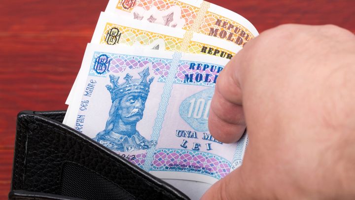 ANALIZĂ: Salariul mediu brut de 1.000 de euro în Chișinău - o realitate statistică