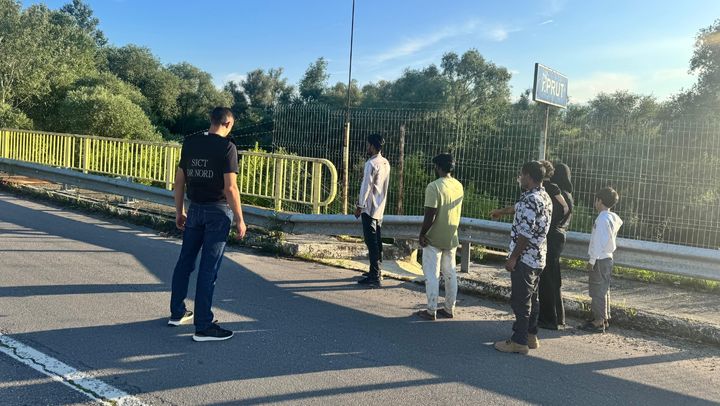 Șase cetățeni străini, prinși în timp ce încercau să treacă ilegal frontiera de stat