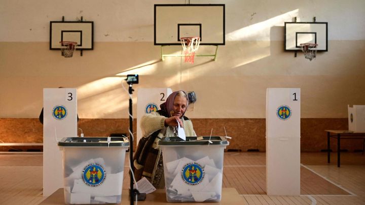 Alți trei potențiali candidați independenți au depus actele la CEC pentru înregistrare la alegerile din toamnă