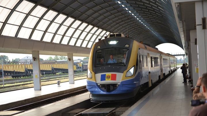 Lucrările la linia de cale ferată care unește orașele Iași și Ungheni vor începe vara viitoare. Precizările MIDR